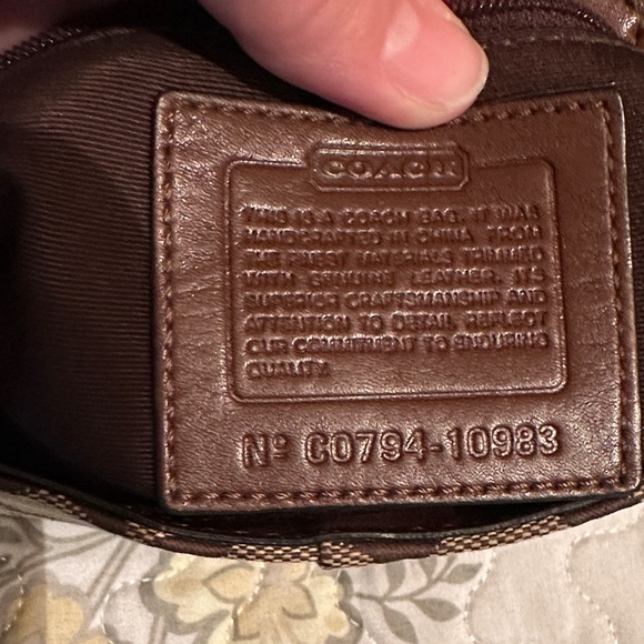 Coach Chelsea Brown and Tan Signature Shoulder Bag - Picture 14 of 16